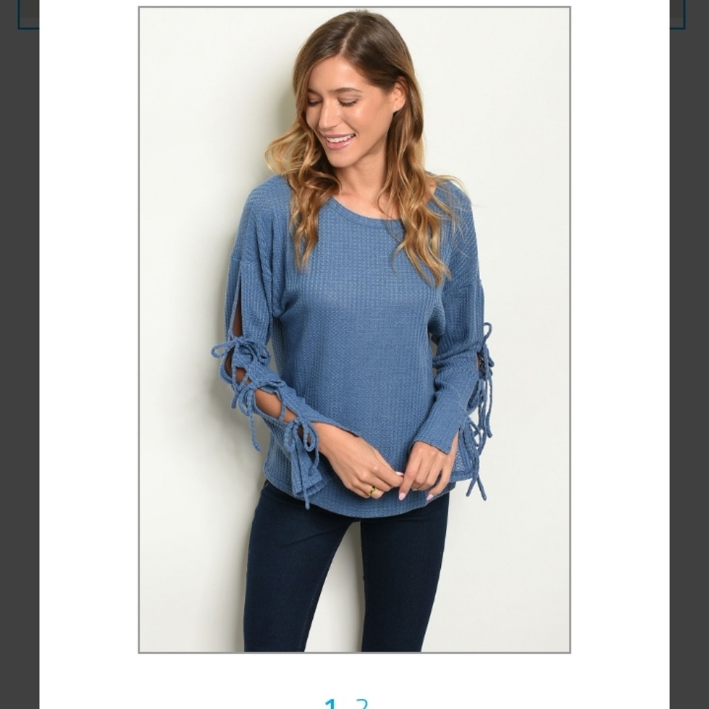 SALE🤯Blue Top